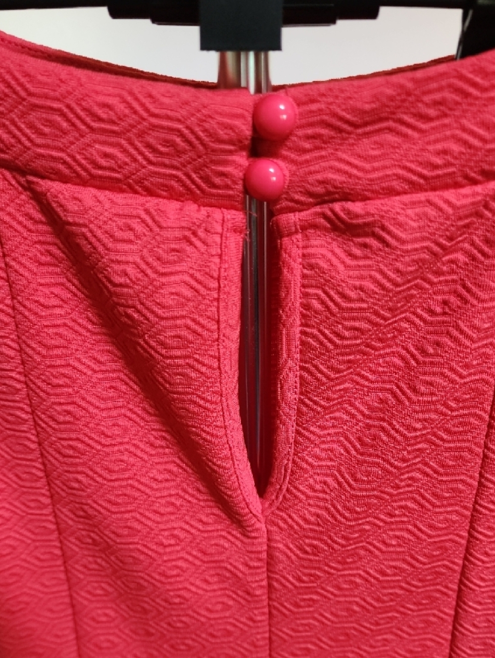 Haani Sleeveless Coral Swing Dress - Women's - Picture 3 of 7